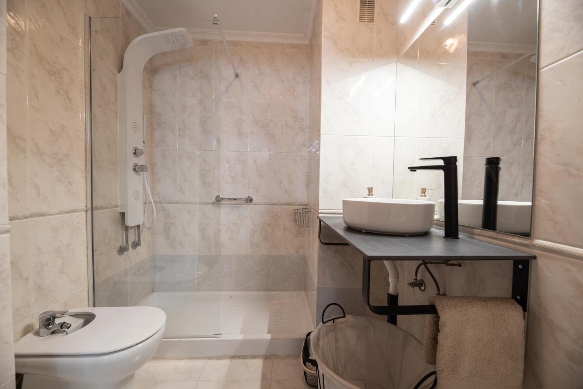 Apartamento Acogedor Centrico Monforte De Lemos Buitenkant foto